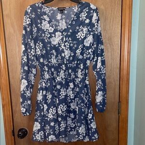 Justify blue floral long sleeve dress with buttons size L